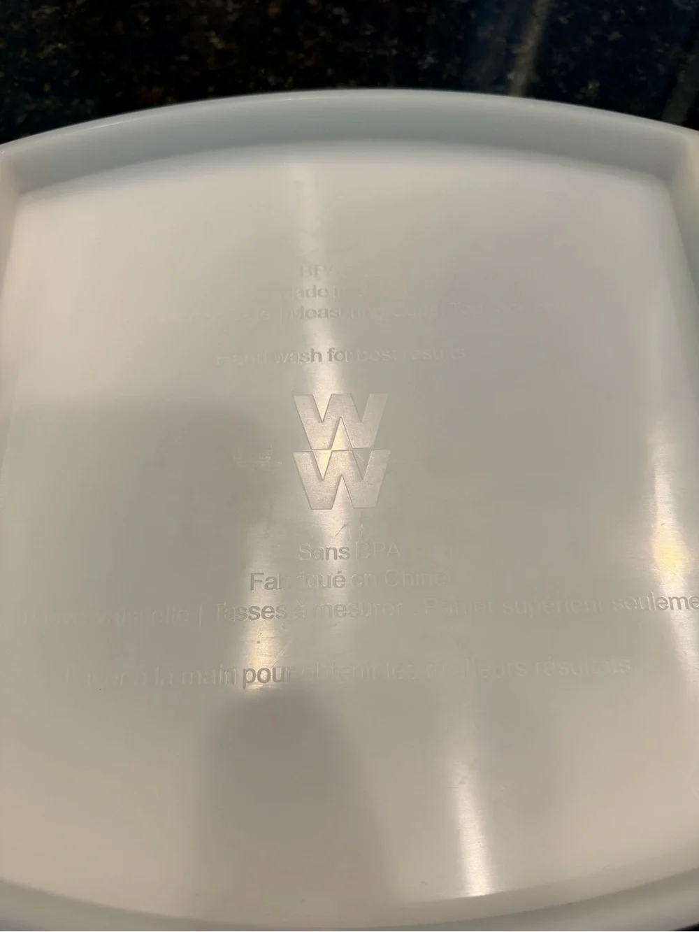 Weight Watchers Take Apart & Store Cutting Board Tray with Measuring Cups- NWOT